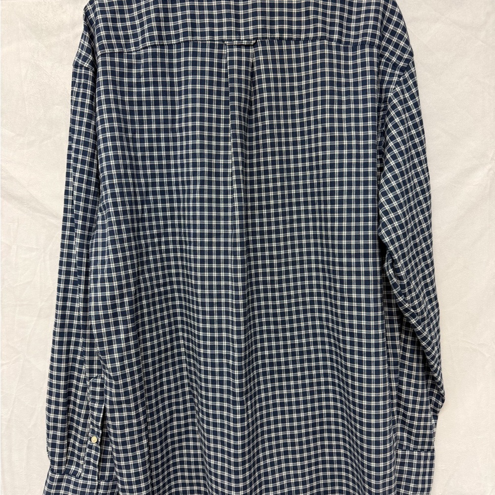 Nautica Navy and White Checkered Print Size Men’s XL long sleeve button down